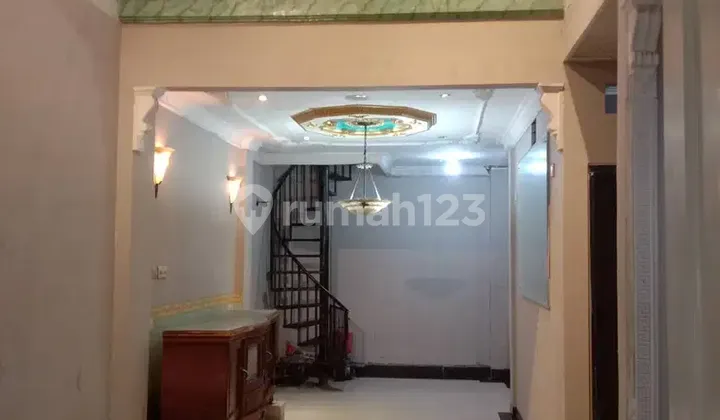 J Disewakan Rumah Metland Puri Semi Furnish Luas Tanah 90 Mj