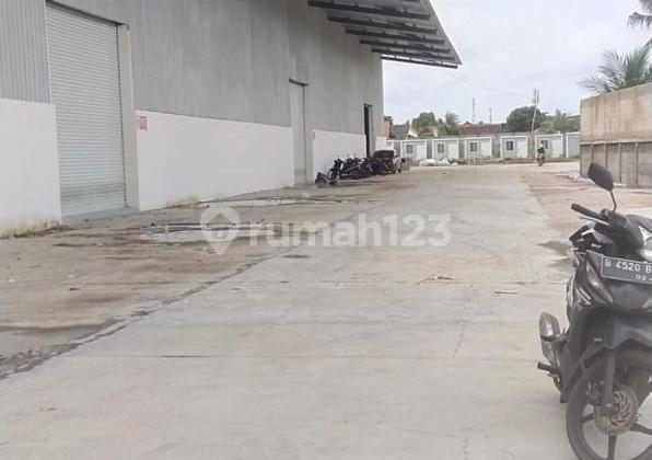 J di Sewakan Gudang Sepatan, Tangerang Luas Bangunan 24X60m