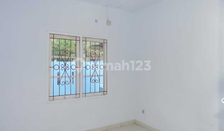 J di Jual Rumah Puri Permata Cipondoh Dekat Poris 6X12