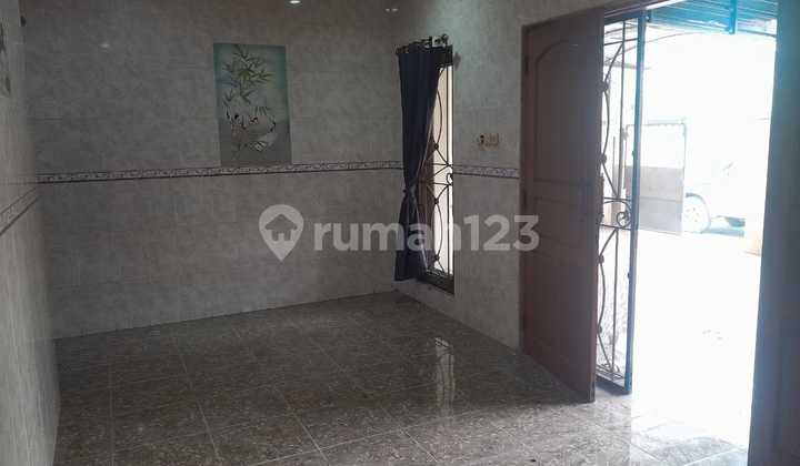 J Di sewakan Rumah Taman Surya 5 UK. 9 X 20 X 2 lantai 2