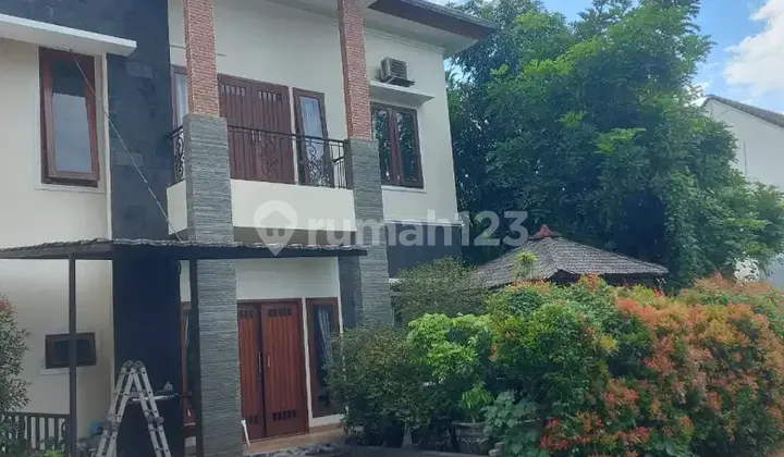 J di Jual Rumah Modernland Posisi Hook 3 Lantaii J di Jual Rumah Modernland Posisi Hook 3 Lantaii