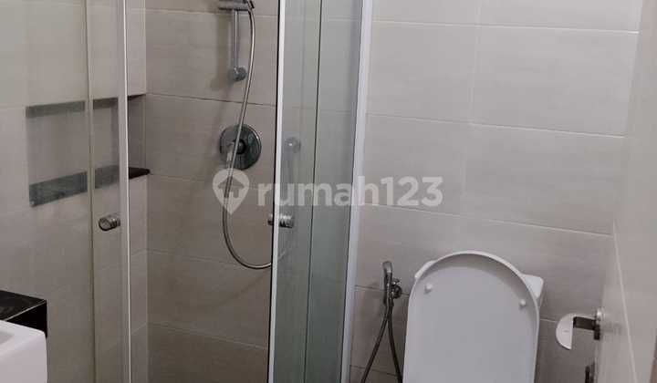 J FOR RENT Green Lake City House Australia Cluster Land Size=8x20