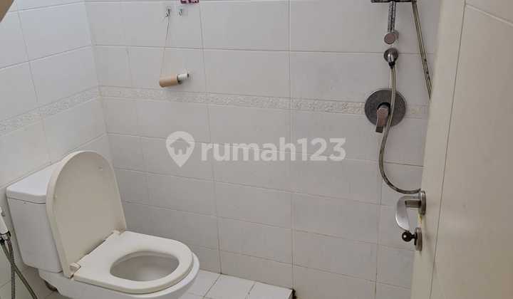 For Rent House Green Lake City Cluster: America Size: 6x15 2