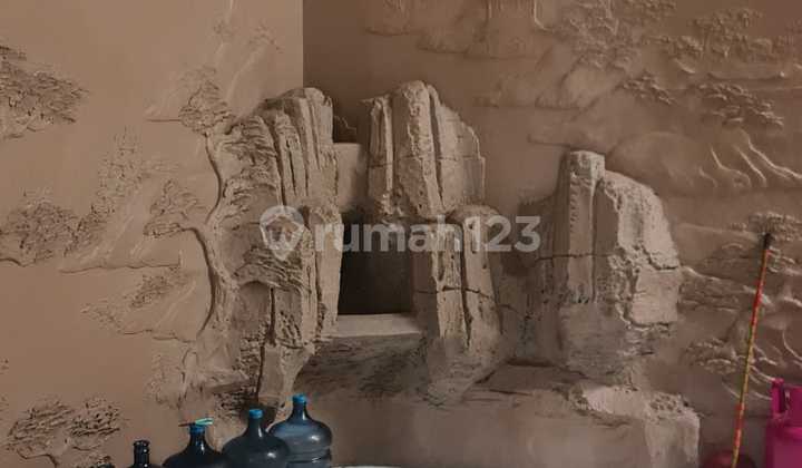 Rumah Taman Surya 5. Kalideres, Jakarta Barat.  2