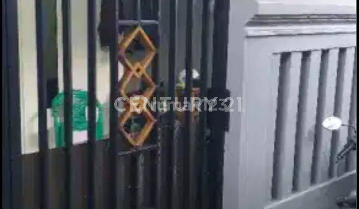 Rumah Cantik 2 Lt Baru Renovasi Srengseng Kembangan Jakarta Barat 2