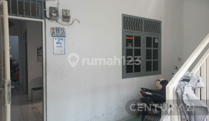 Rumah Cantik 3 Lantai Cipondoh Makmur Tangerang 2