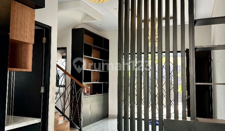 Rumah Interior Mewah Cipedak, Jagakarsa, Jakarta Selatan.