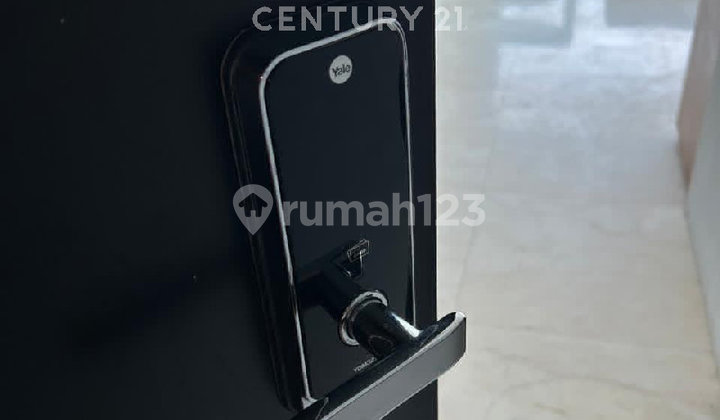 Dijual Apartment Satu8 Residence, Kedoya Selatan. 3+1BR Furnished