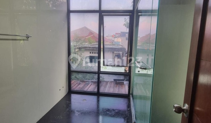 Disewa Rumah Kemang Selatan, Cipete, Cilandak, Jakarta Selatan. 2