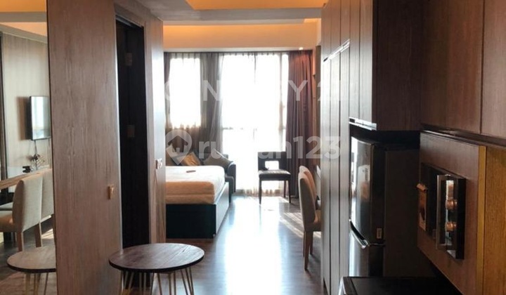 For Rent Kemang Village Residence. 1BR, City View & Furnished