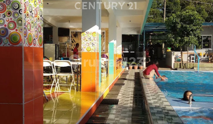 Dijual Rumah + Tempat Usaha Kolam Renang Sleman, Yogyakarta Dijual Rumah + Tempat Usaha Kolam Renang Sleman, Yogyakarta