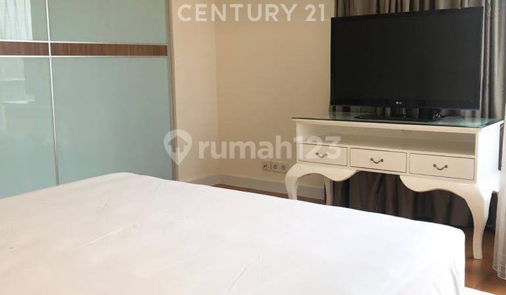 Apartment Somerset Berlian Permata Hijau. 2+1Br Furnished