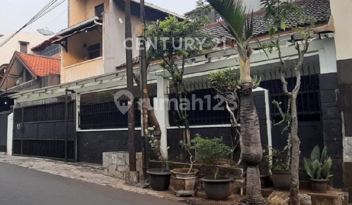 Jual Cepat Rumah Tebet. Nego Sampai Jadi. Jual Cepat Rumah Tebet. Nego Sampai Jadi.