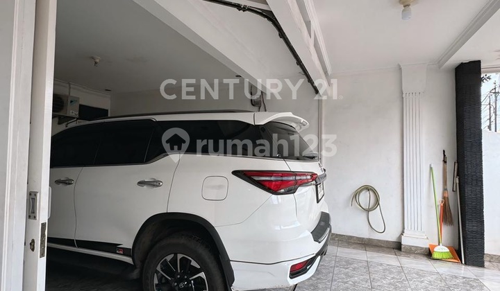 Rumah Bagus & Terawat Dekat Jalan Ulujami Raya, Pesanggrahan. 2