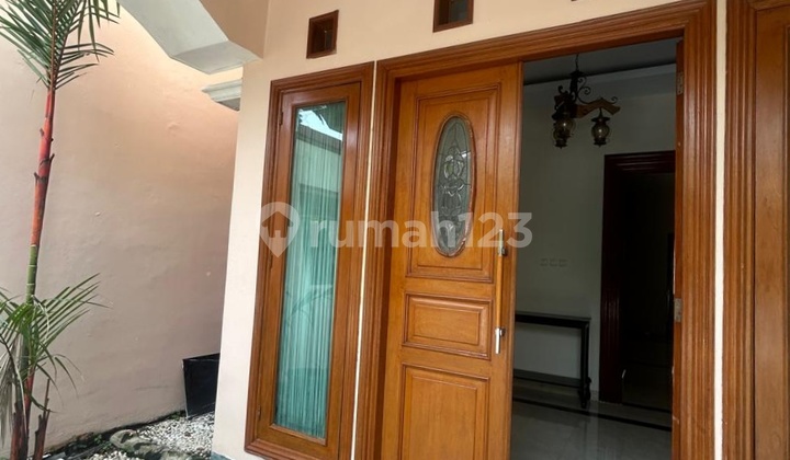 Disewa Rumah Luas & Nyaman Dekat Kebun Raya Ragunan Disewa Rumah Luas & Nyaman Dekat Kebun Raya Ragunan