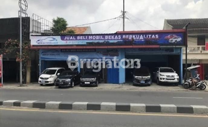 INVESTASI MENARIK RUKO EX SHOWROOM DI JALAN UTAMA