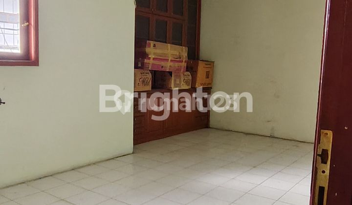 RUMAH DALAM LINGKUNGAN NYAMAN DAN STRATEGIS KEMANG PRATAMA BEKASI 2