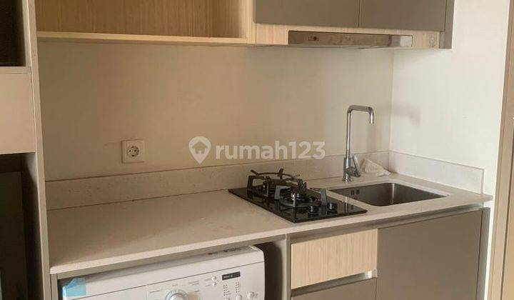 Disewakan Apartemen Gold Coast Studio 28m2 Semi Furnish 2