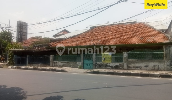 Dijual Rumah di Jalan Ikan Kakap Perak Surabaya 1
