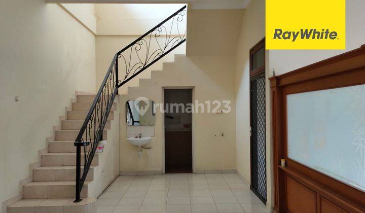 Disewakan Rumah 2 Lantai di Nginden Intan Barat 1
