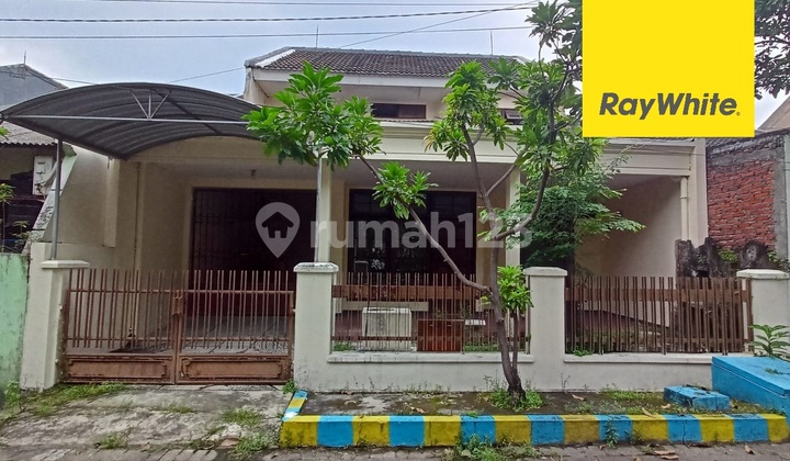 Disewakan Rumah 2 Lantai di Kutisari Barat, Surabaya 1