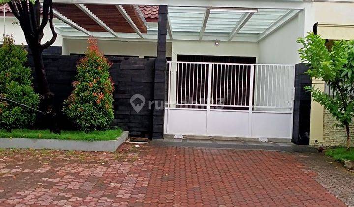 Dijual Rumah 2 Lantai SHM Furnish di Jalan Jemursari Surabaya 1