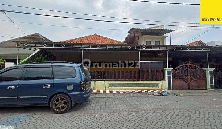 Dijual Rumah Usaha Kost di Jalan Tales Wonokromo Surabaya 1