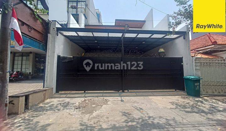 Dijual Rumah 2 Lantai di Nol Jalan Raya Manyar Surabaya 1