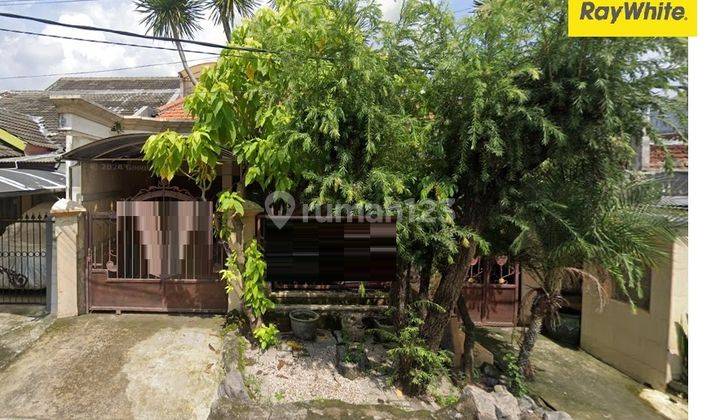 Dijual Rumah SHM di Raya Tengger Kandangan Surabaya 1