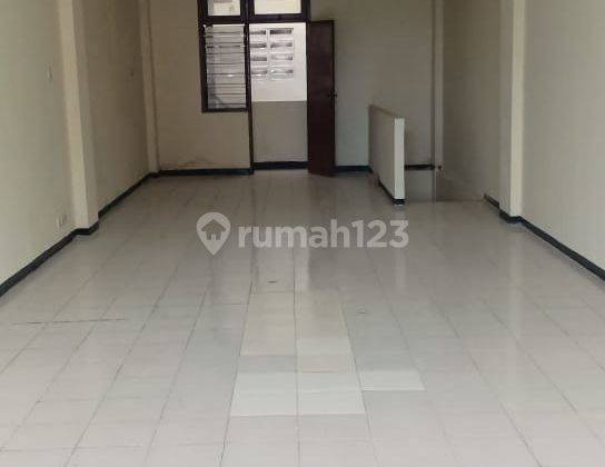 Disewakan Ruko 3 Lantai di Ngagel Jaya Selatan Surabaya 2