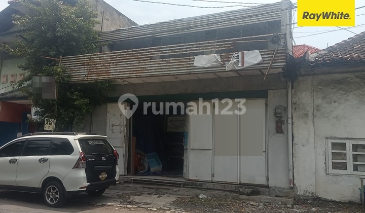 Dijual Rumah SHM di Jalan Peneleh Surabaya 1