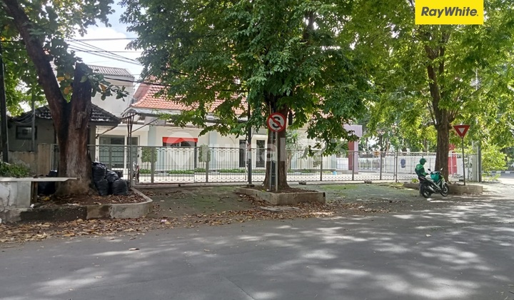 Dijual Rumah Pusat Kota di Nol Raya Darmo Surabaya 1