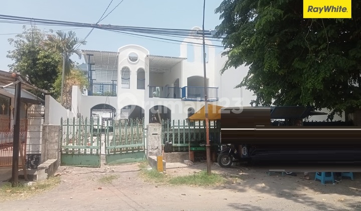 Disewakan Rumah di Jalan Cimanuk Raya Darmo Surabaya Pusat 1