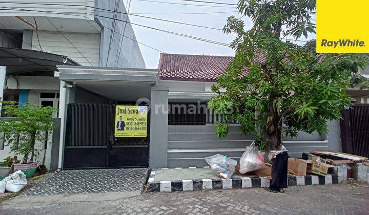 Disewakan Rumah di Kutisari Indah Utara Surabaya 1