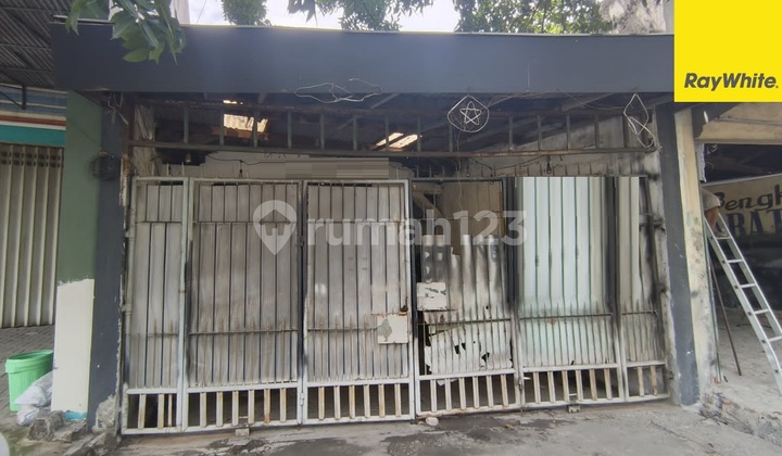 Dijual Rumah di Jalan Raya Jemursari Surabaya 1