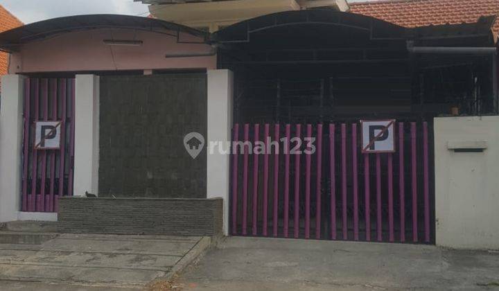 Disewakan Rumah di Jalan Kinibalu Surabaya Pusat 1