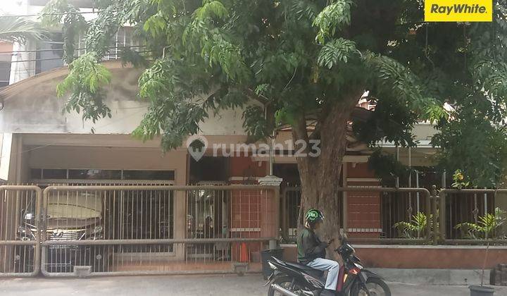 Dijual Rumah SHM di Nol Jalan Residen Sudirman Surabaya 1