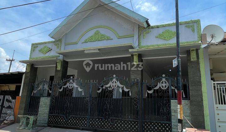 Dijual Rumah 2 Lantai di Griya Kebraon Barat Surabaya 1