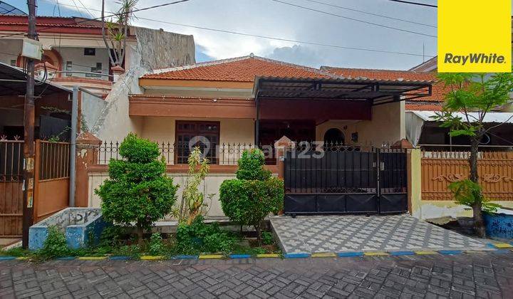 Dijual Rumah di Jalan Karah Agung Jambangan Surabaya 1