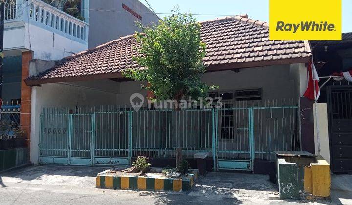 Dijual Rumah 2 Lantai di Jl Purwodadi Bubutan Surabaya 1