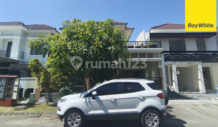 Dijual Rumah di Perumahan Central Park A Yani Surabaya