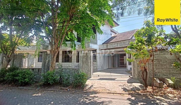 Dijual Rumah SHM di Jalan Sarono Jiwo Surabaya 1