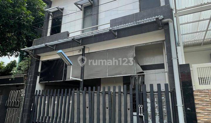 Dijual Rumah 2 Lantai di Simpang Darmo Permai Selatan Surabaya 1