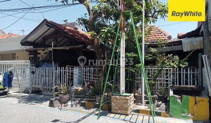 Dijual Rumah di Jalan Tuban Bubutan Surabaya Pusat 1