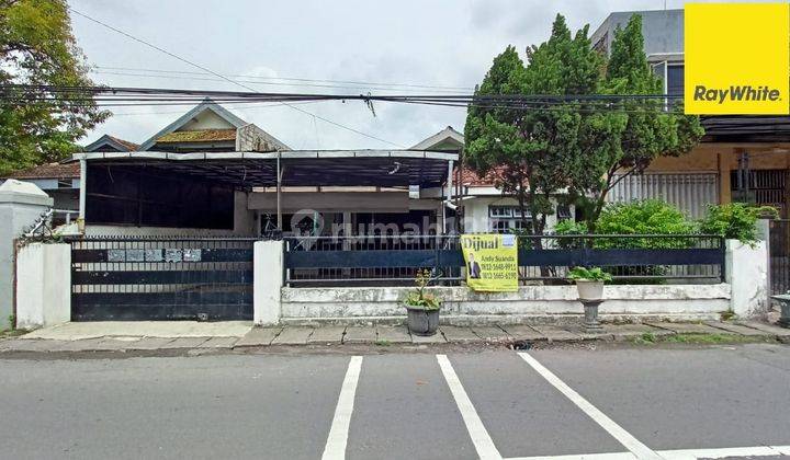 Dijual Rumah SHM di Nol Jalan Raya Jambangan Surabaya 1