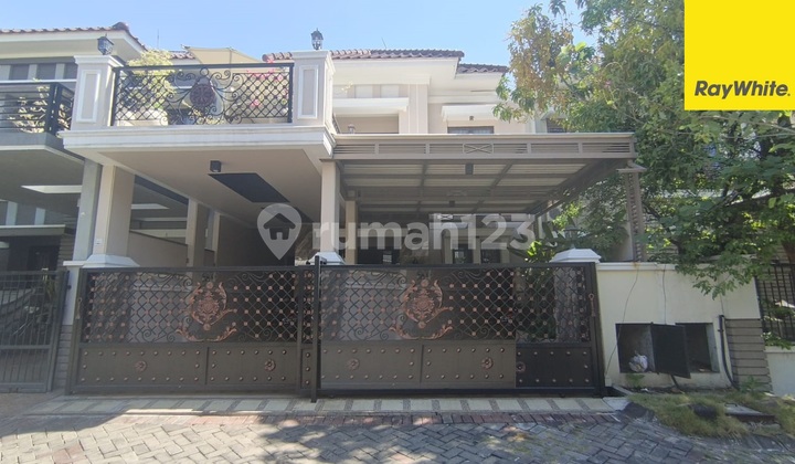 Dijual Rumah 2 lantai di Central Park A Yani Surabaya 1