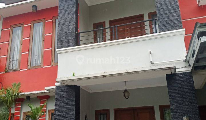 Rumah 2 Lantai SHM di Ciputat, Tangerang Selatan 1