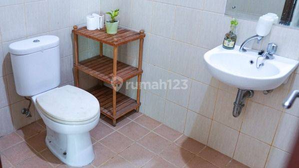 Rumah Dijual Furnished SHM di Bsd The Icon, Tangerang  2