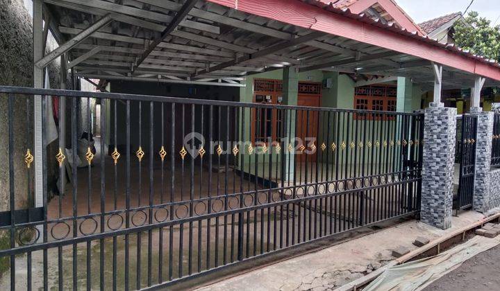 Rumah Bagus SHM di Curug, Tangerang Lokasi Strategis 2