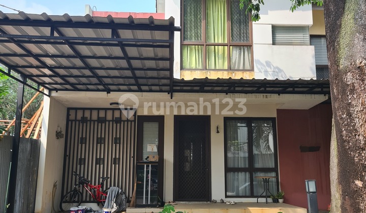 2-Story House For Sale, Highly Strategic Location in The Icon BSD City Near Aeon Mall and SERBARAJA Toll Gate